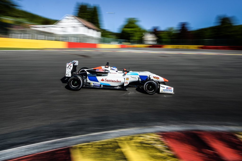 Eliseo Martínez en el top 10 en Spa Circuit Ricardo Tormo